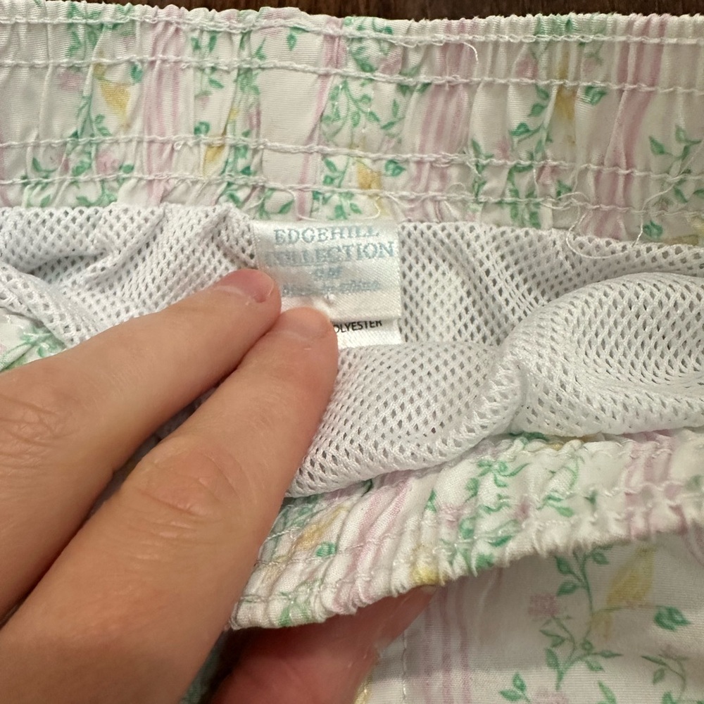 Edgehill Collection swim trunks - Picture 2 of 3